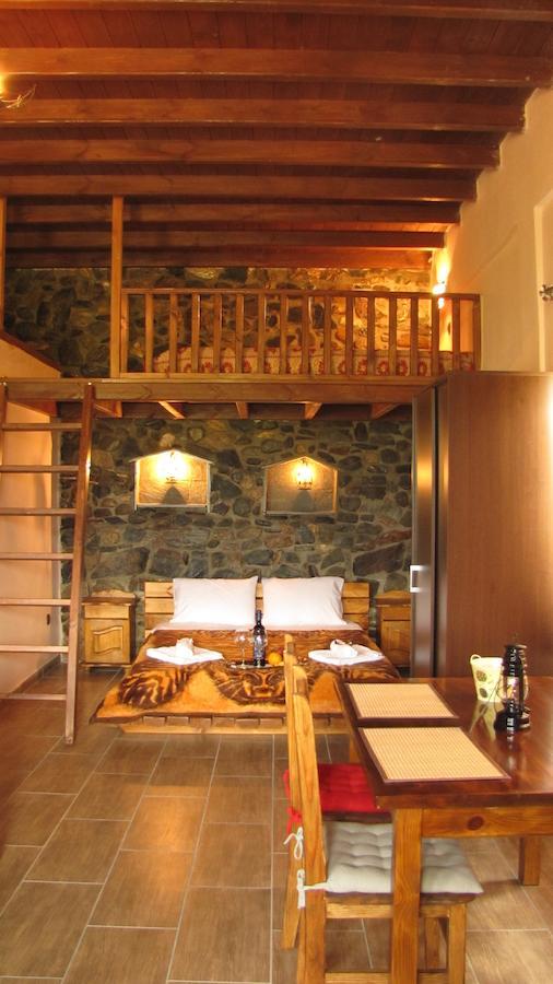 Bed and Breakfast Ihnilatis Lago Kerkíni Camera foto
