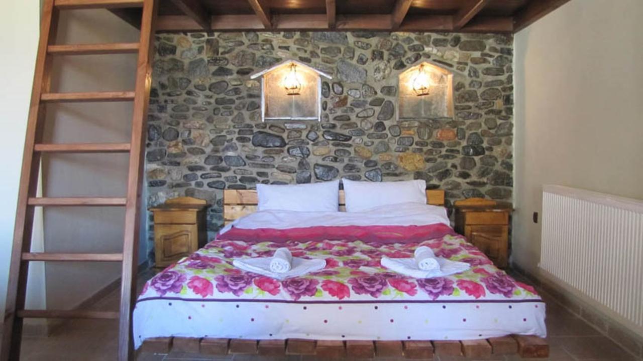 Bed and Breakfast Ihnilatis Lago Kerkíni Camera foto
